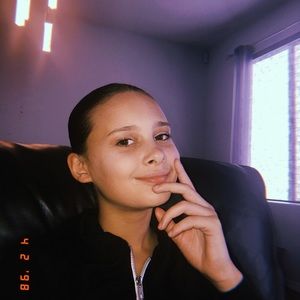 Meet your Posher, Mackenzi